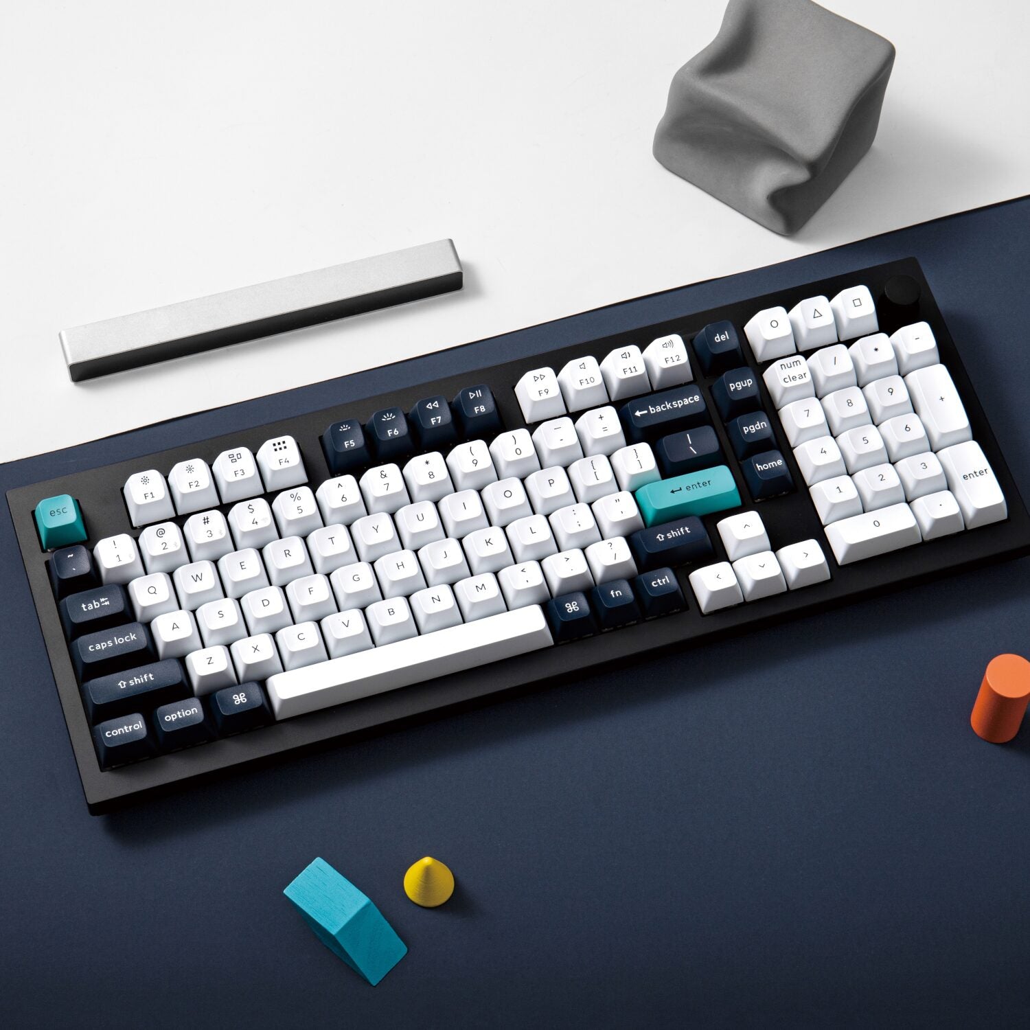 Keychron Q5M-M1 QMK/VIA Wireless Custom Keyboard - Black